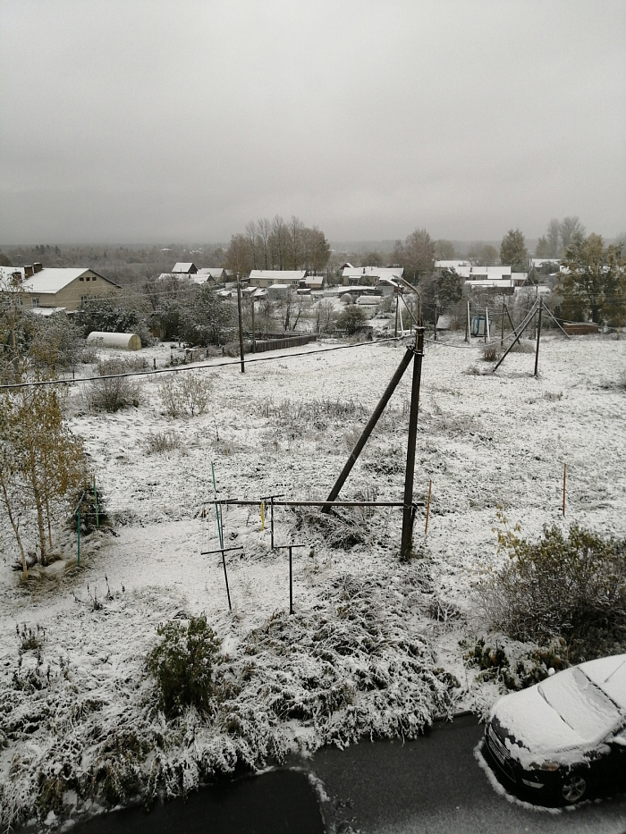 Пора чистить сугробы: по Ярославской области прошелся первый снегопад