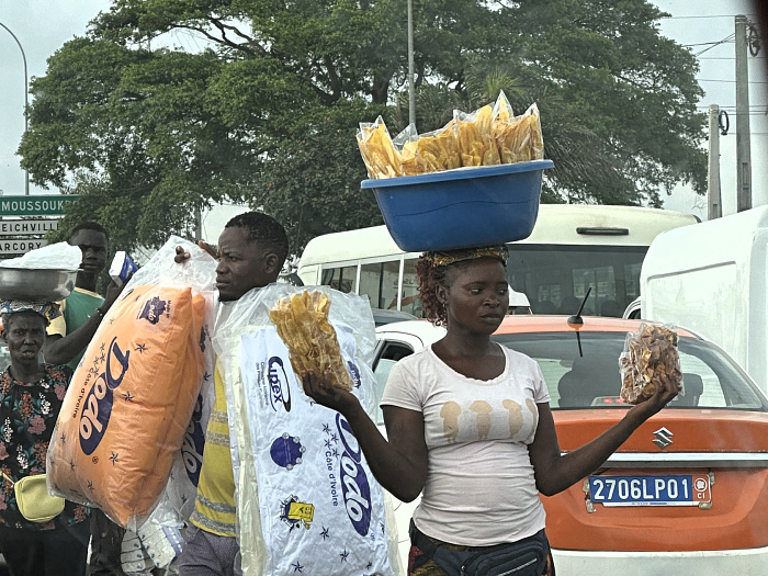 «Nous avons apporté en Afrique des attributs de la culture russe, si tant est qu’on puisse la ranger dans deux valises»