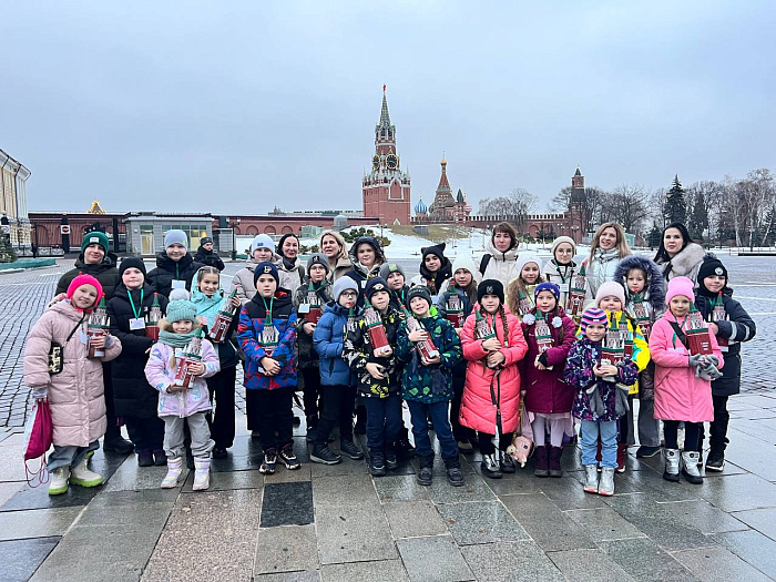 Помощник президента Дмитрий Миронов организовал поездку юных ярославцев на Кремлёвскую ёлку