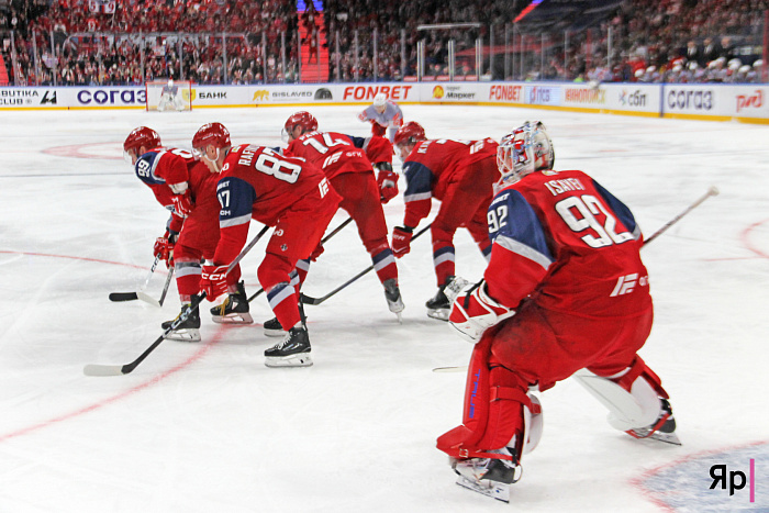 Ярославский «Локомотив» сломил сопротивление «Спартака» в первом матче плей-офф