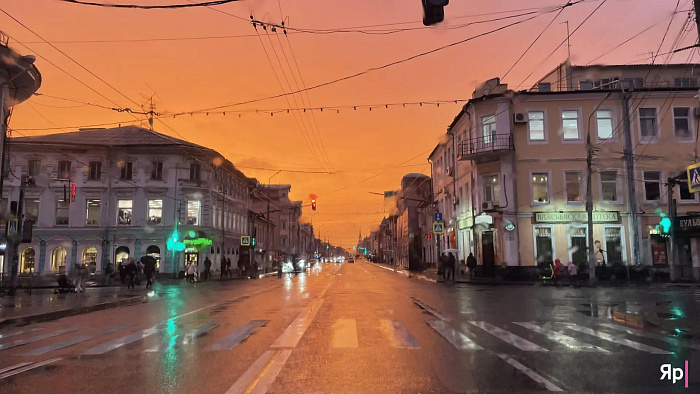 Буйство красок в вечернем небе: ТОП фотографий октябрьского заката